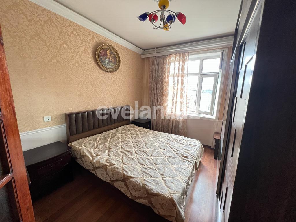 Satılır, köhnə tikili, 3 otaqlı, 65 m², Bakı, Suraxanı r, Yeni Günəşli q.