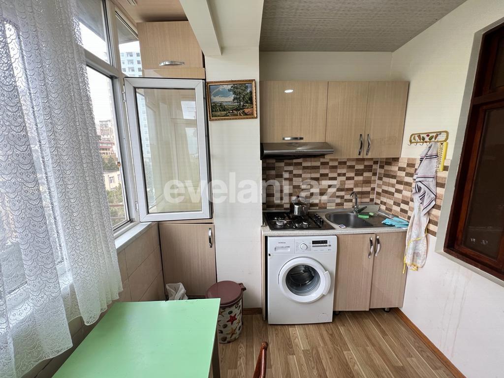 Satılır, köhnə tikili, 3 otaqlı, 65 m², Bakı, Suraxanı r, Yeni Günəşli q.