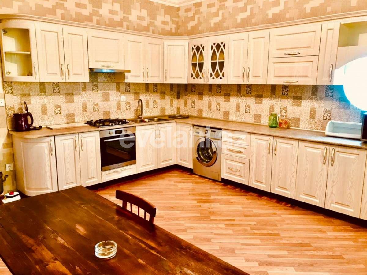 Kirayə verilir, həyət evi / bağ, 4 otaqlı, 160 m², Bakı, Xəzər r, Buzovna q.