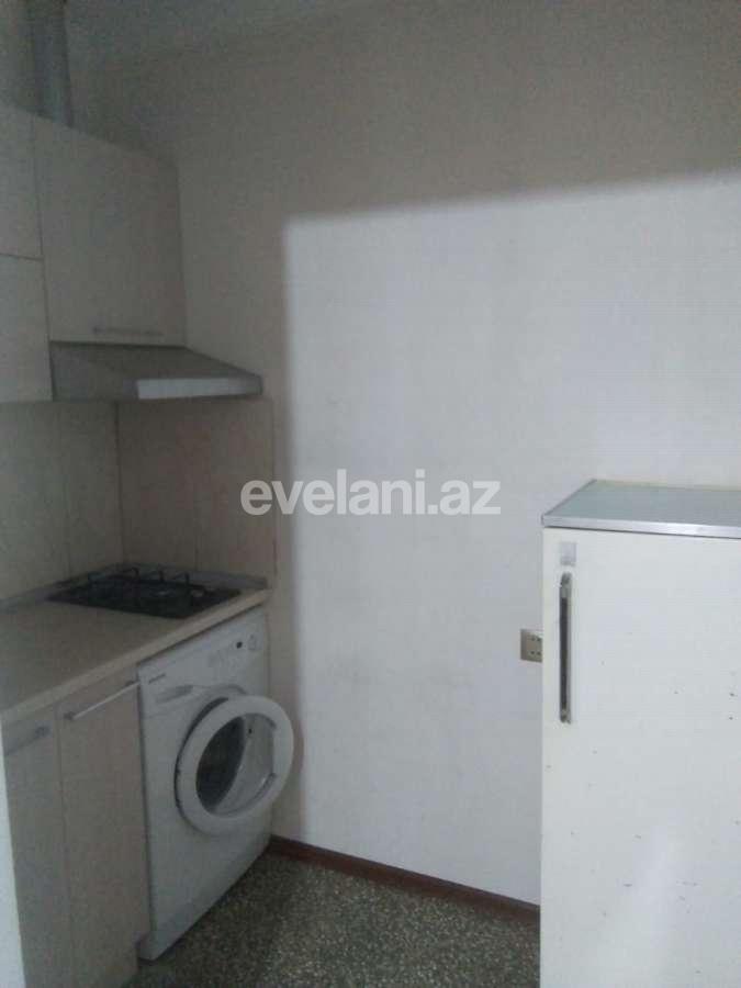 Kirayə verilir, köhnə tikili, 2 otaqlı, 44 m², Bakı, Yasamal r, İnşaatçılar m.