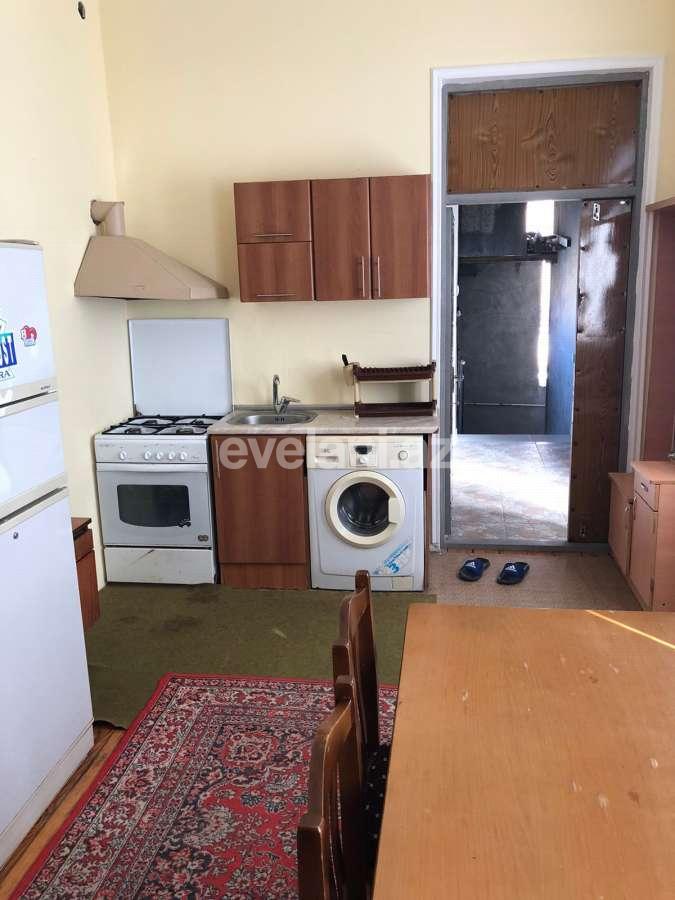 Kirayə verilir, köhnə tikili, 2 otaqlı, 44 m², Bakı, Yasamal r, İnşaatçılar m.