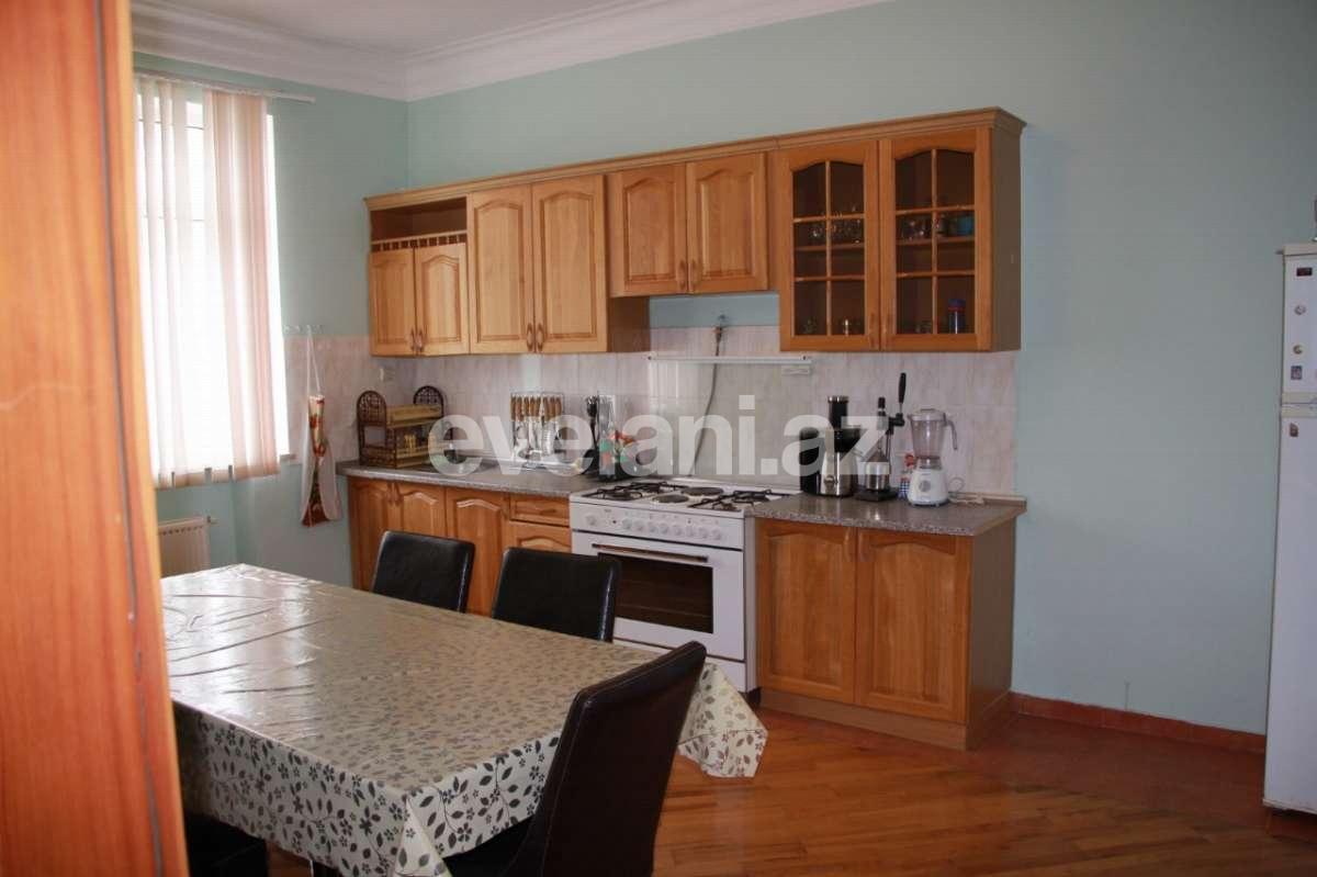 Kirayə verilir, həyət evi / bağ, 6 otaqlı, 720 m², Bakı, Abşeron r, Novxanı q.