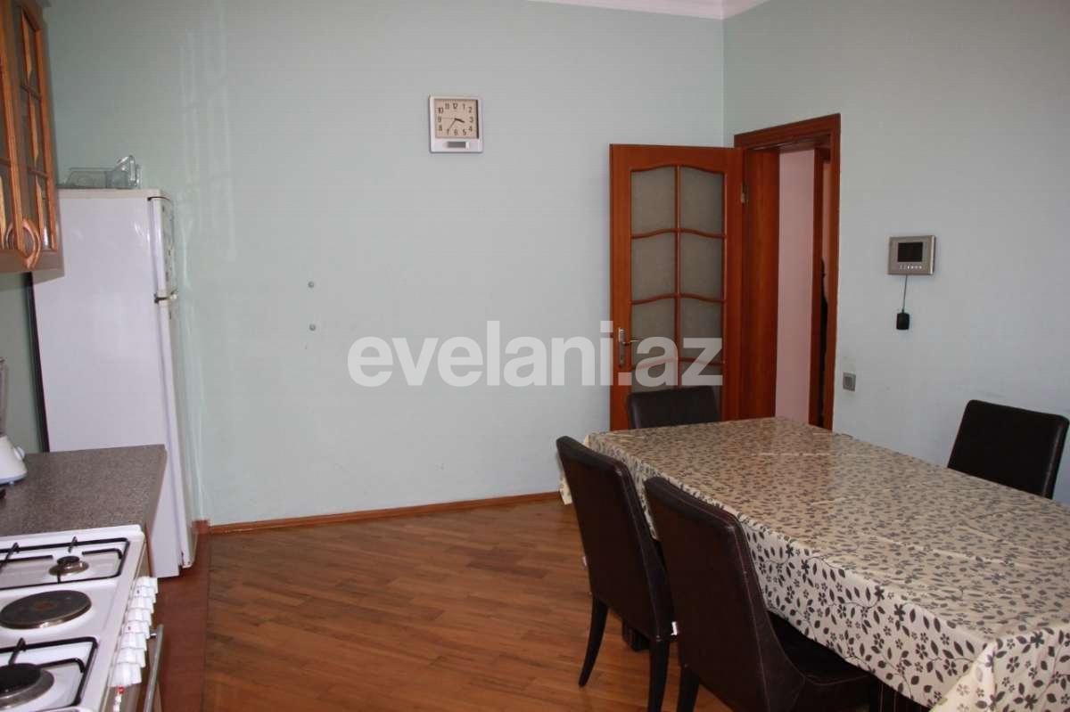 Kirayə verilir, həyət evi / bağ, 6 otaqlı, 720 m², Bakı, Abşeron r, Novxanı q.