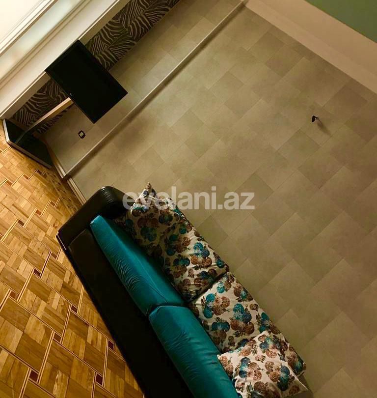 Kirayə verilir, köhnə tikili, 4 otaqlı, 170 m², Bakı, Səbail r.