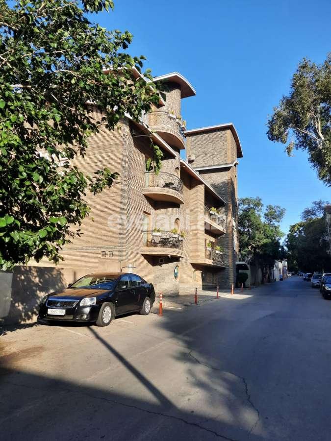 Сдаётся, вторичка, 4-комнаты, 81 m², Баку, Сабаильский r, Баилова p, Ичери Шехер m.