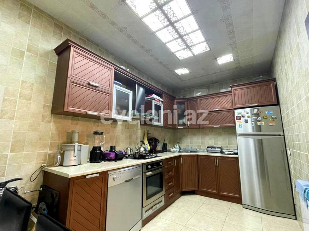 Satılır, həyət evi / bağ, 6 otaqlı, 300 m², Bakı, Xətai r, Əhmədli m.