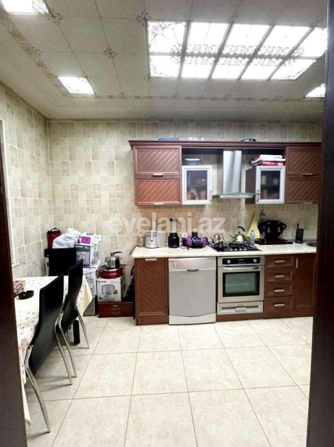 Satılır, həyət evi / bağ, 6 otaqlı, 300 m², Bakı, Xətai r, Əhmədli m.