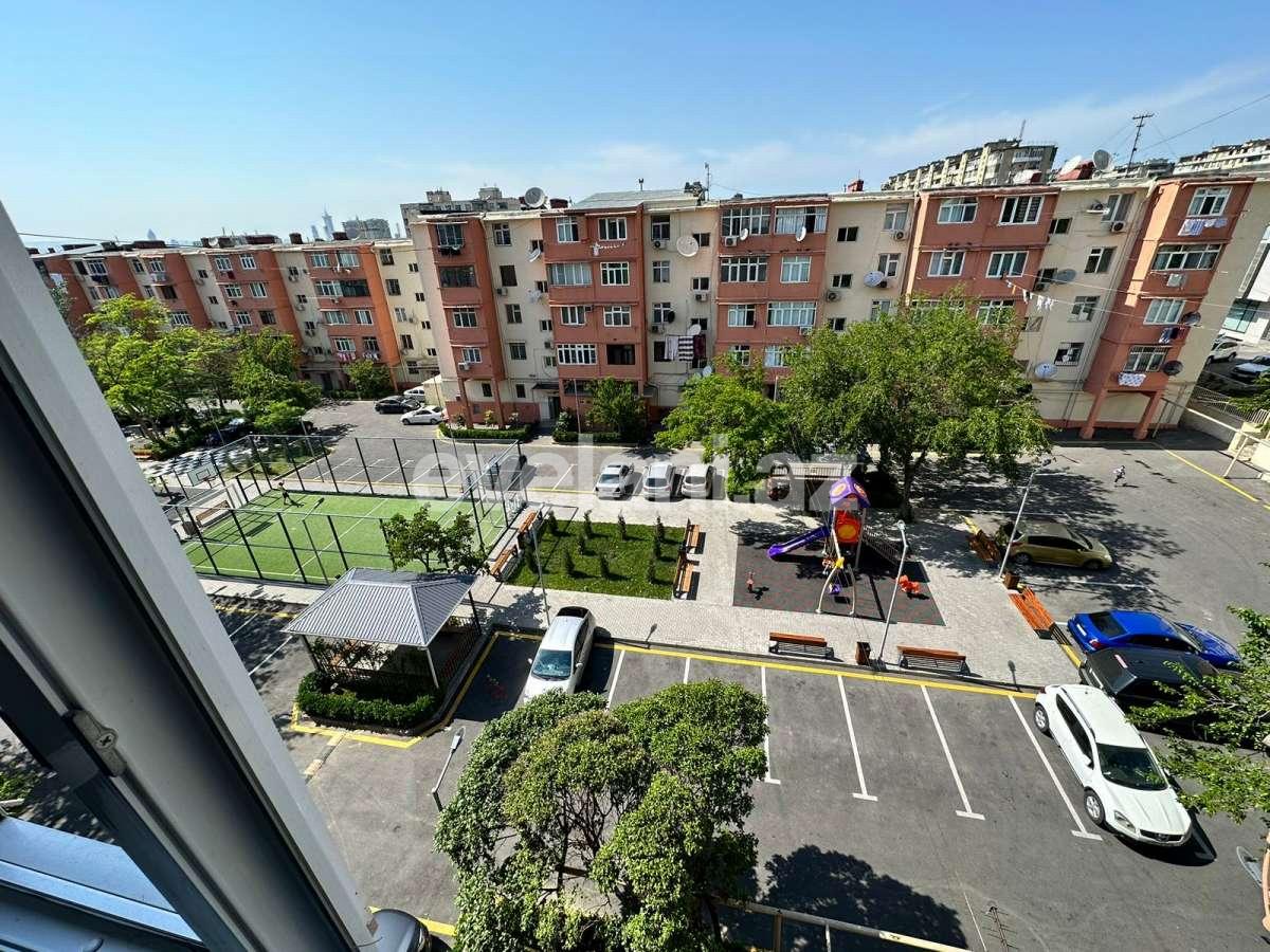 Sale, old building, 3 room, 60 m², Baku, Nizami r, Khalglar Doslugu m.