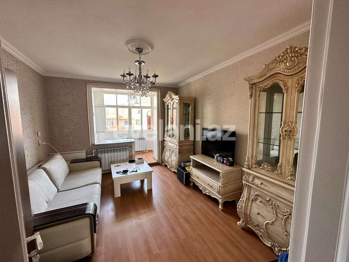 Sale, old building, 3 room, 60 m², Baku, Nizami r, Khalglar Doslugu m.