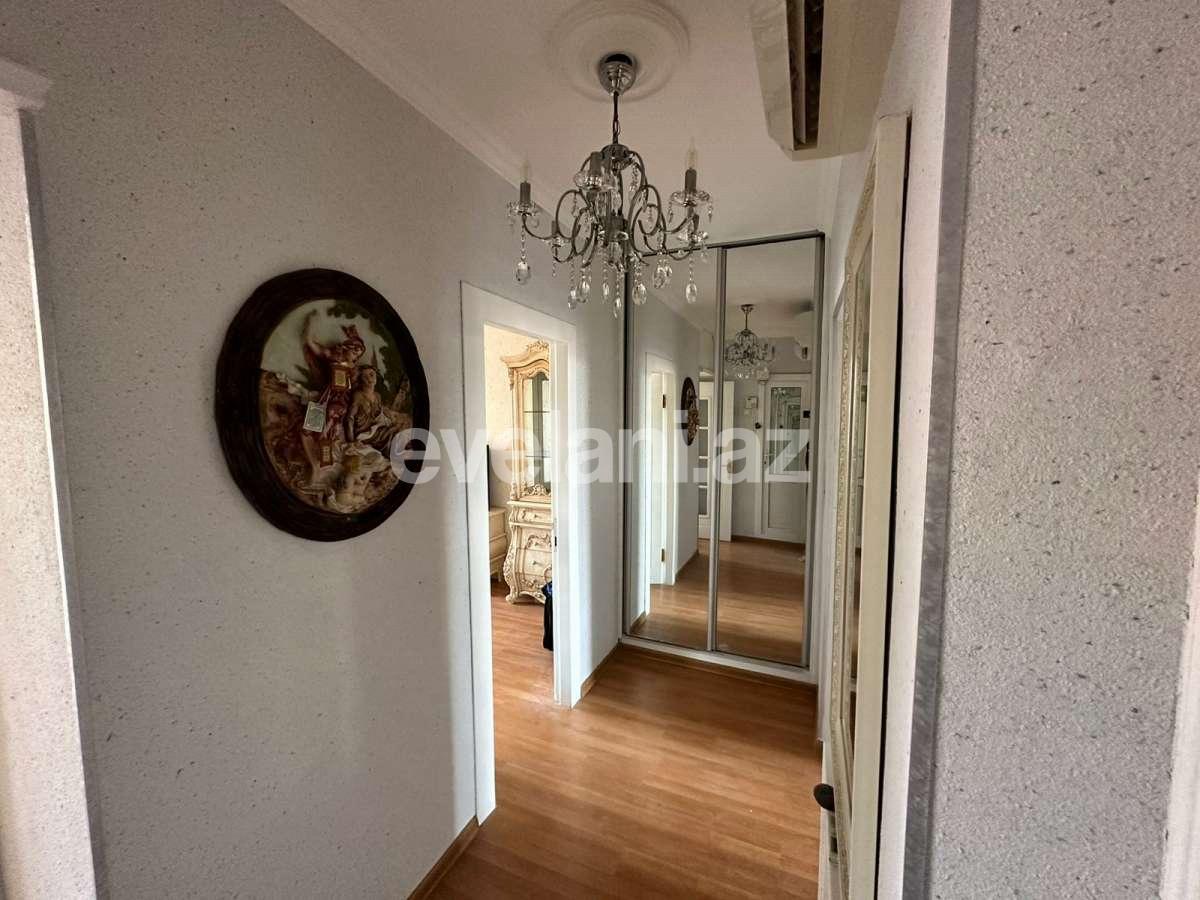 Sale, old building, 3 room, 60 m², Baku, Nizami r, Khalglar Doslugu m.