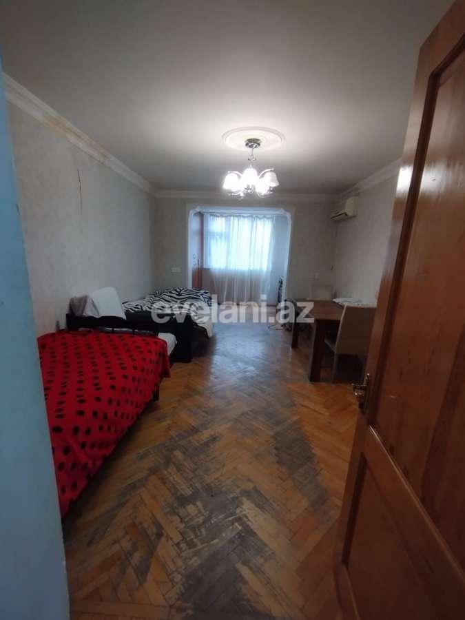 Kirayə verilir, köhnə tikili, 3 otaqlı, 76 m², Bakı, Yasamal r, İnşaatçılar m.