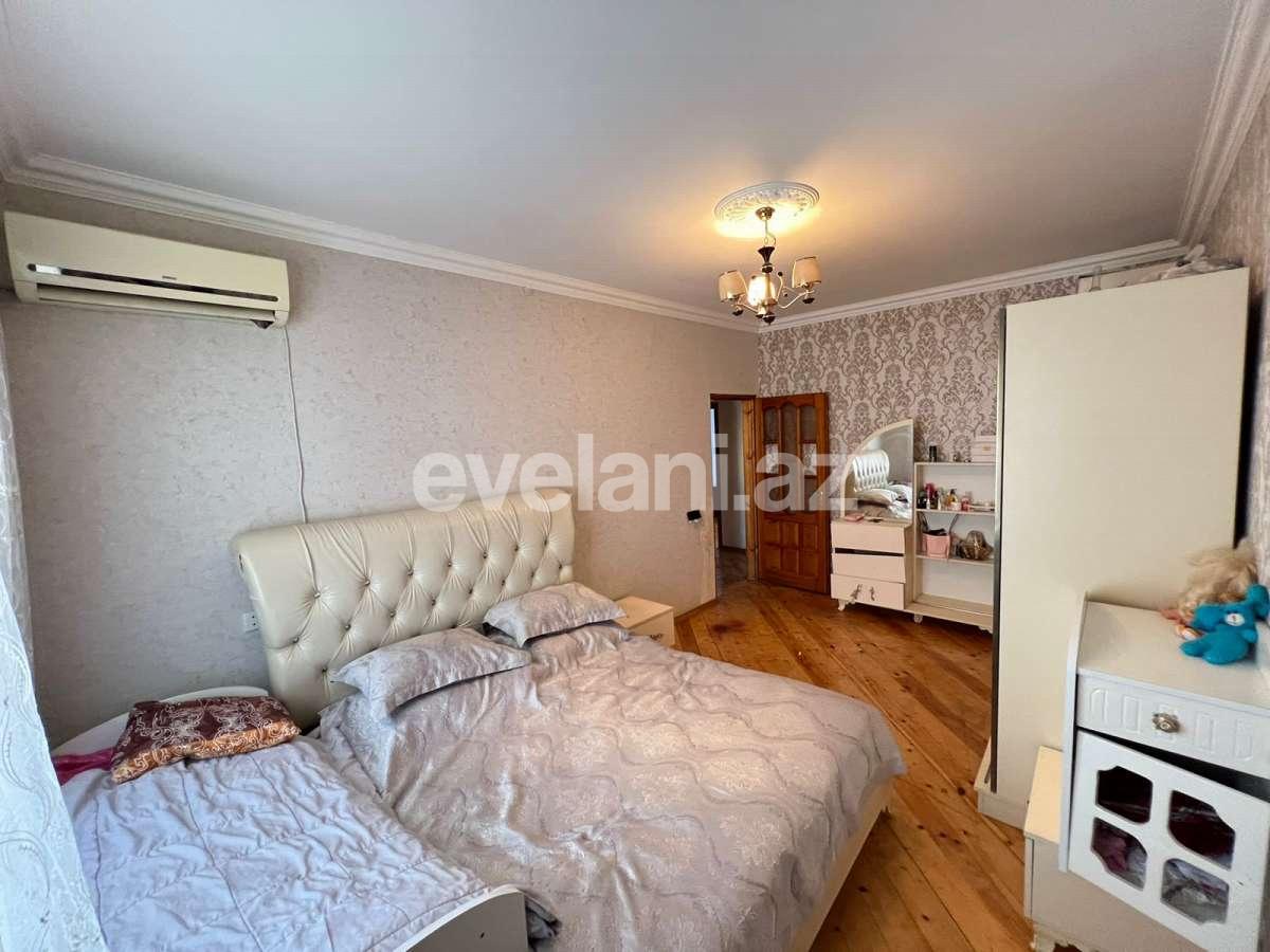 Satılır, köhnə tikili, 4 otaqlı, 100 m², Bakı, Suraxanı r, Yeni Günəşli q, Xalqlar Dostluğu m.