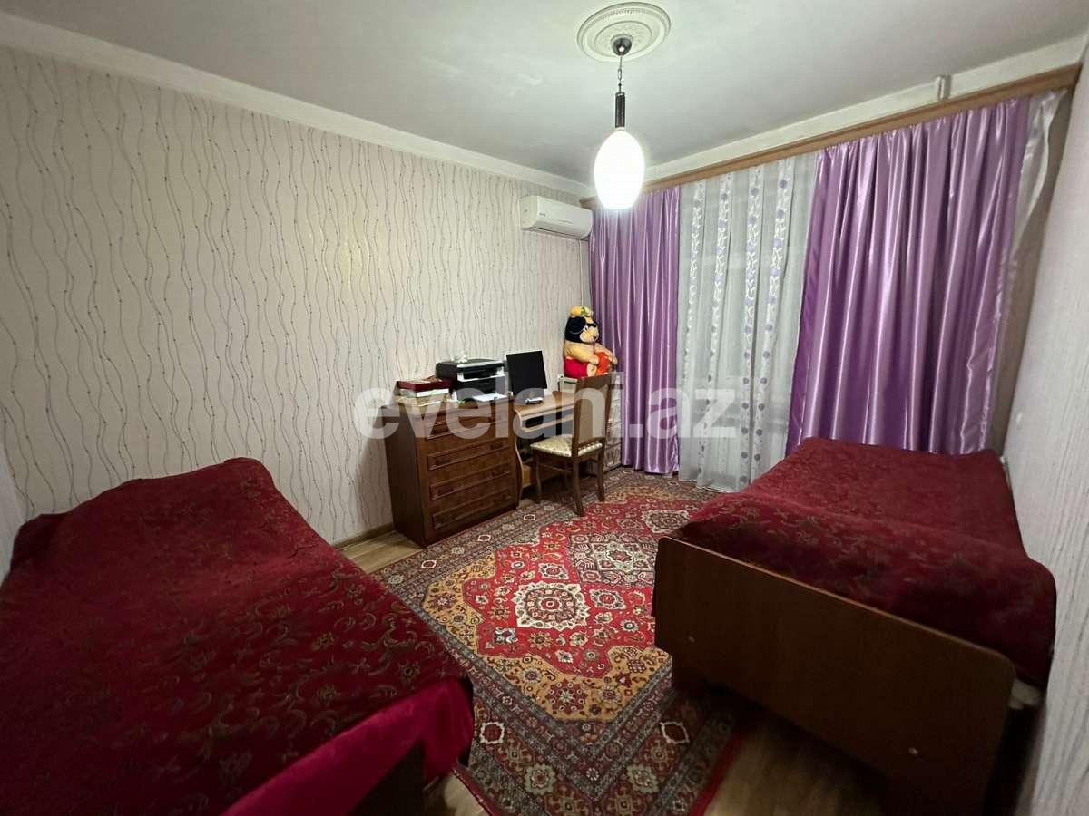 Sale, old building, 3 room, 69.99 m², Baku, Khatai r.