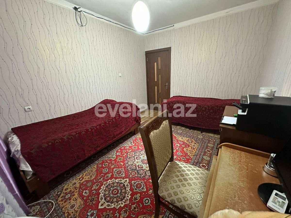 Sale, old building, 3 room, 69.99 m², Baku, Khatai r.