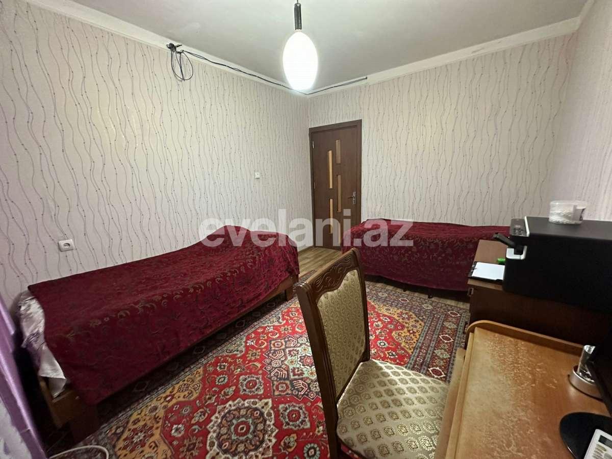 Sale, old building, 3 room, 69.99 m², Baku, Khatai r.