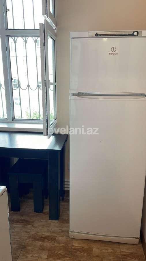 Kirayə verilir, köhnə tikili, 2 otaqlı, 55 m², Bakı, Yasamal r, Elmlər Akademiyası m.