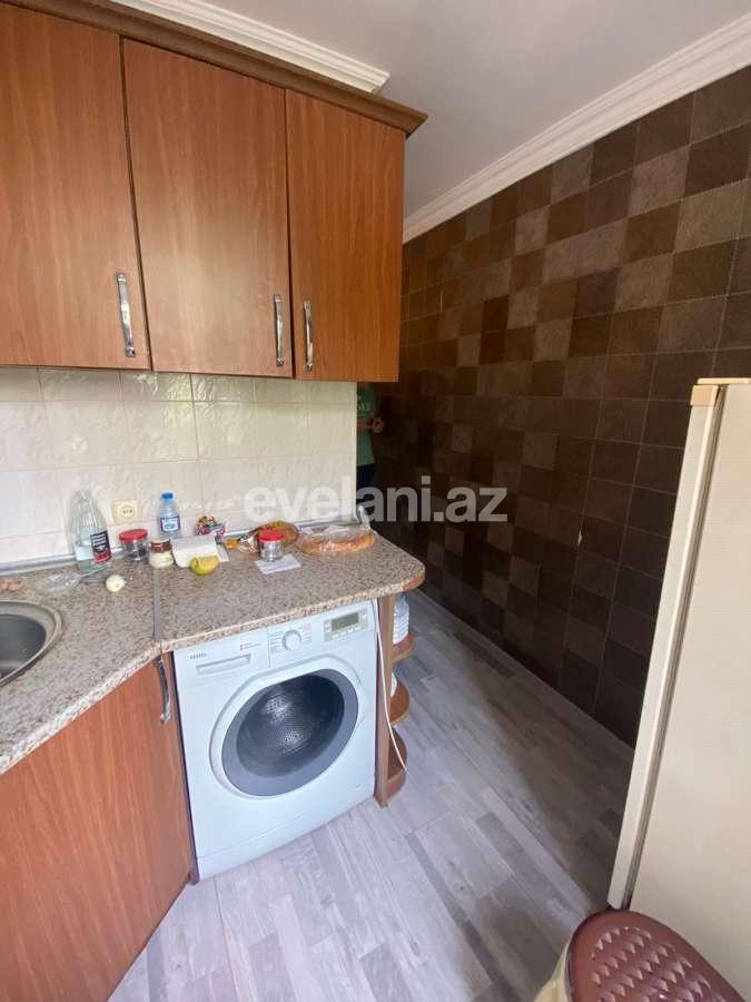 Satılır, köhnə tikili, 1 otaqlı, 33 m², Bakı, Yasamal r, Elmlər Akademiyası m.