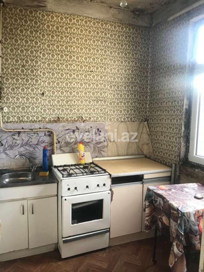 Kirayə verilir, köhnə tikili, 3 otaqlı, 48 m², Bakı, Nəsimi r, Memar Əcəmi m.