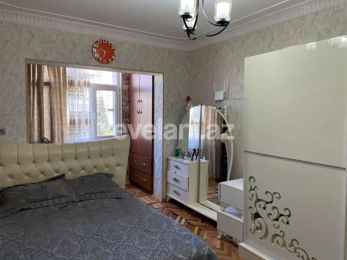 Satılır, köhnə tikili, 3 otaqlı, 82.5 m², Bakı, Xətai r, Əhmədli q, Əhmədli m.