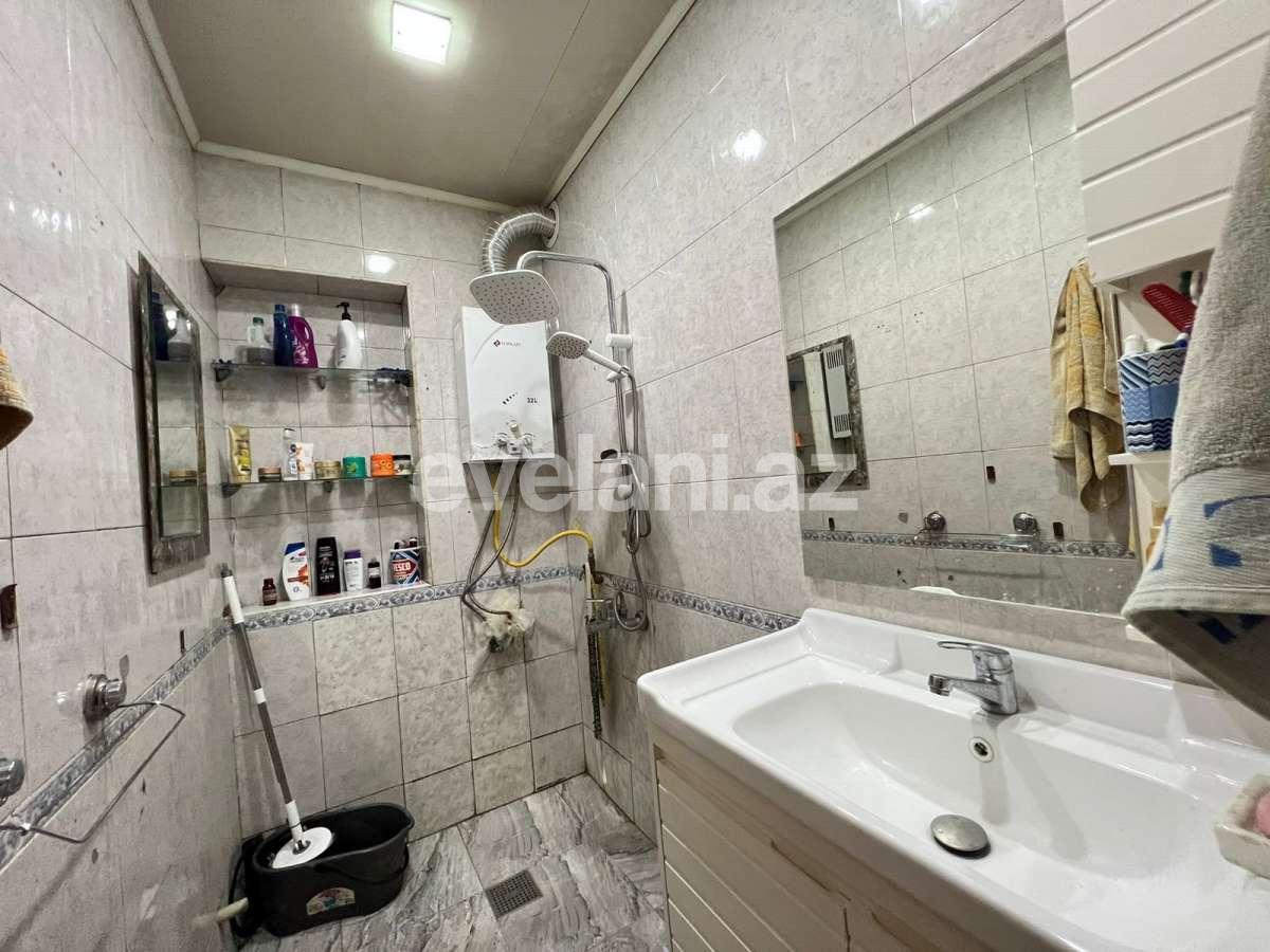 Sale, old building, 2 room, 65 m², Baku, Surakhani r, Yeni Guneshli d, Khalglar Doslugu m.