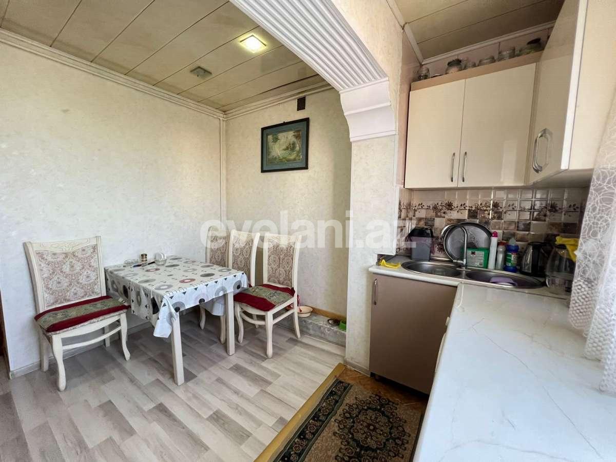 Sale, old building, 2 room, 65 m², Baku, Surakhani r, Yeni Guneshli d, Khalglar Doslugu m.