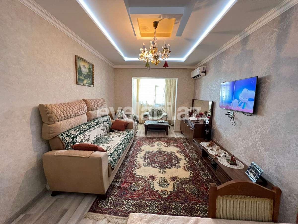 Sale, old building, 2 room, 65 m², Baku, Surakhani r, Yeni Guneshli d, Khalglar Doslugu m.