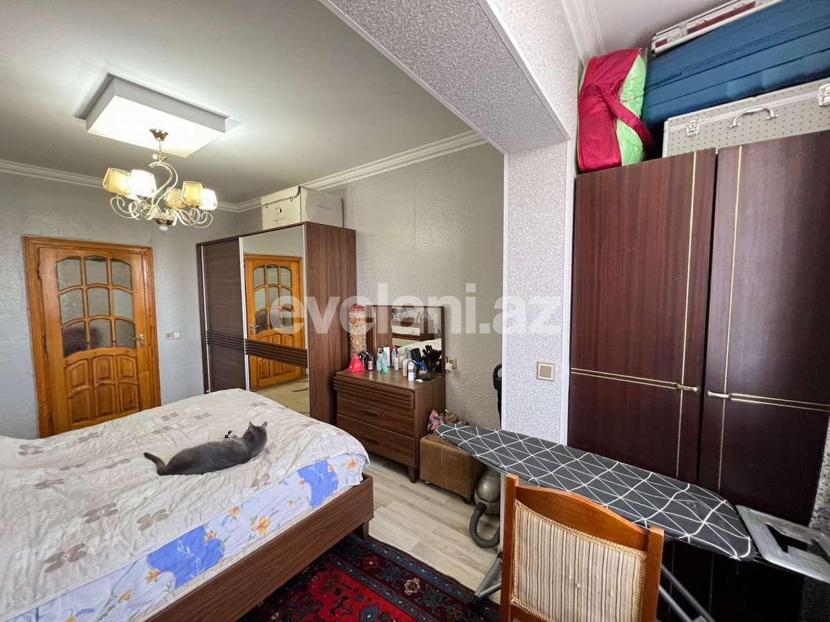 Sale, old building, 2 room, 65 m², Baku, Surakhani r, Yeni Guneshli d, Khalglar Doslugu m.