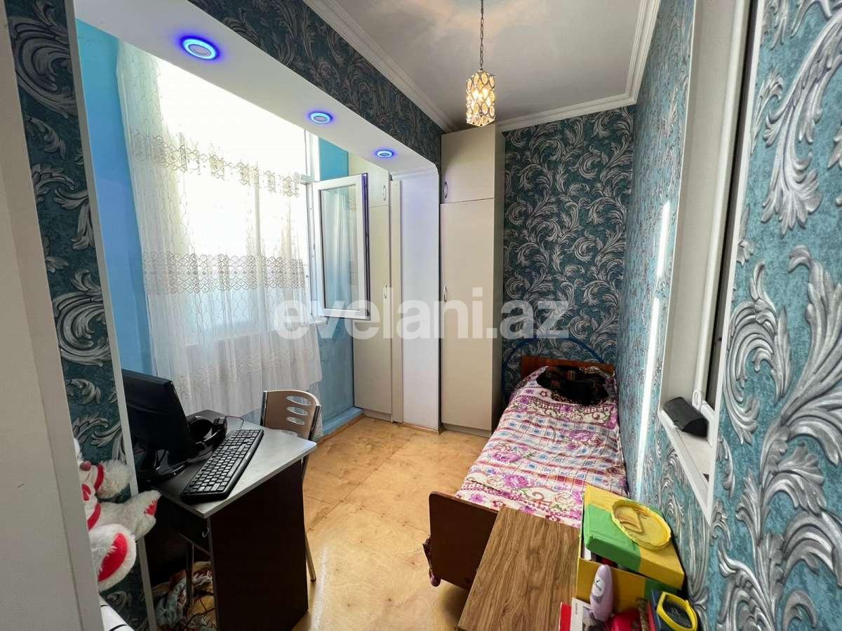 Sale, old building, 3 room, 65 m², Baku, Surakhani r, Yeni Guneshli d, Khalglar Doslugu m.
