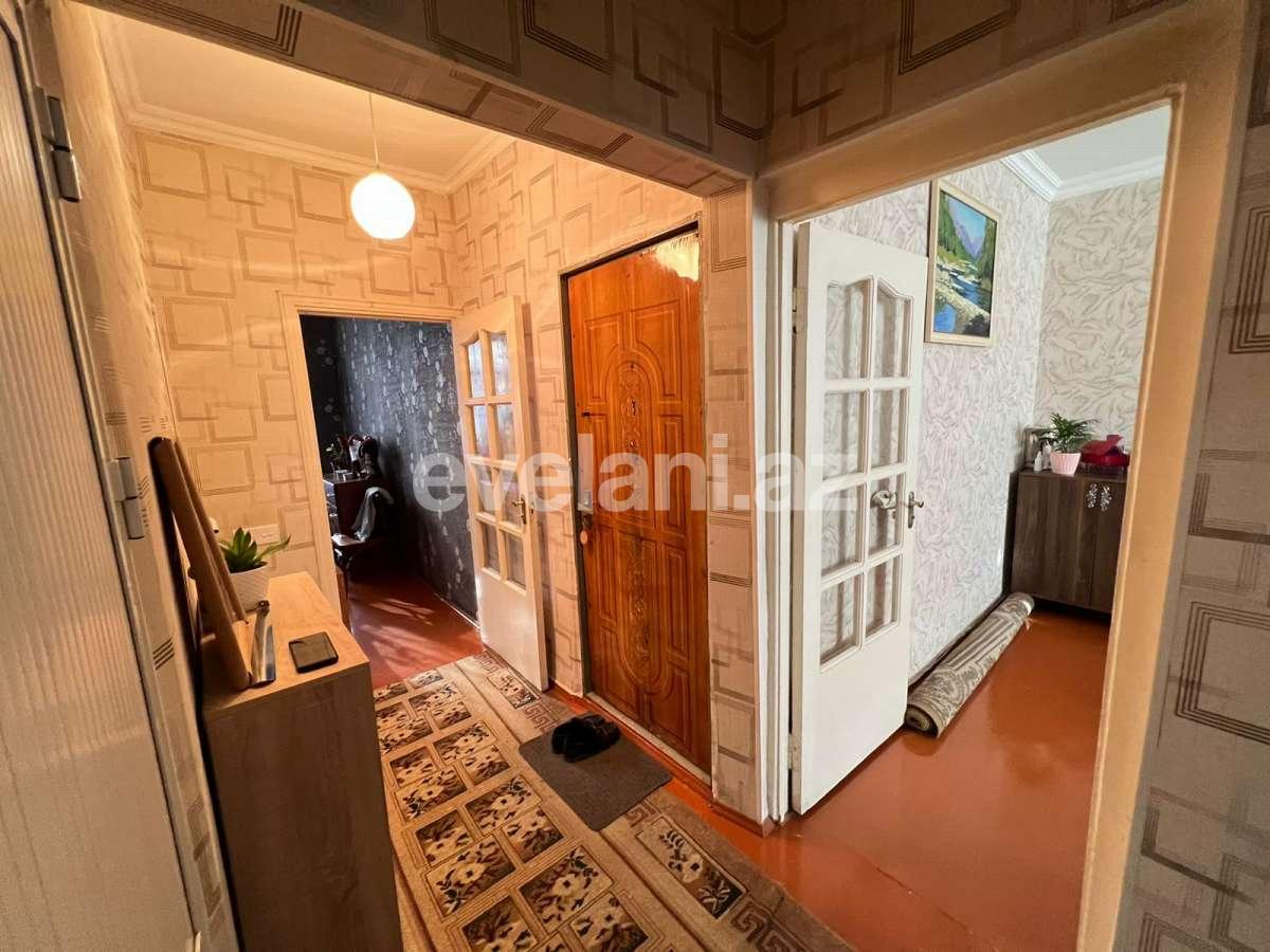 Sale, old building, 3 room, 65 m², Baku, Surakhani r, Yeni Guneshli d, Khalglar Doslugu m.