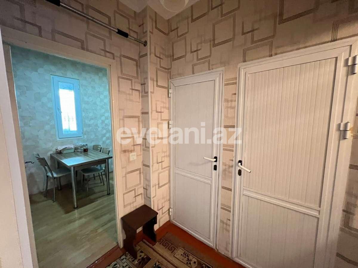 Sale, old building, 3 room, 65 m², Baku, Surakhani r, Yeni Guneshli d, Khalglar Doslugu m.