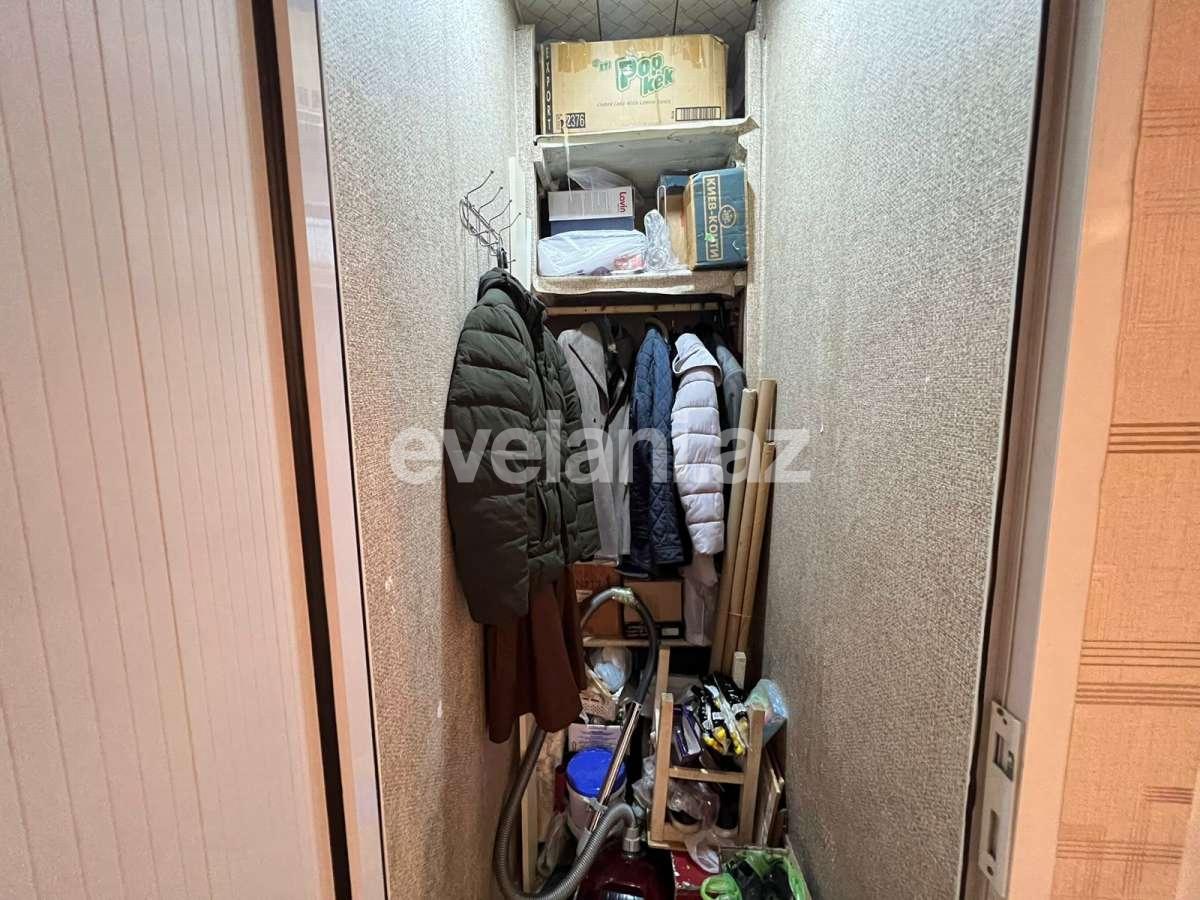 Sale, old building, 3 room, 65 m², Baku, Surakhani r, Yeni Guneshli d, Khalglar Doslugu m.