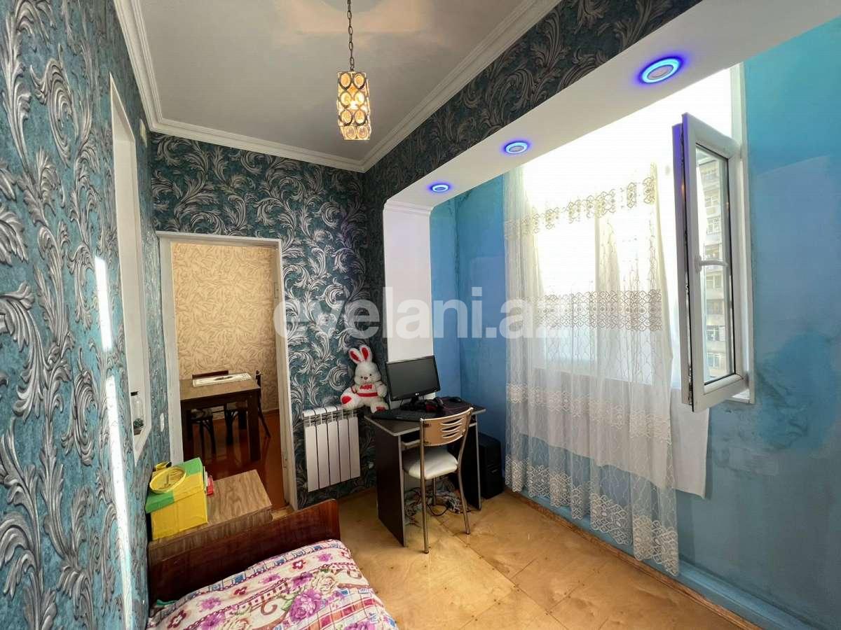 Sale, old building, 3 room, 65 m², Baku, Surakhani r, Yeni Guneshli d, Khalglar Doslugu m.