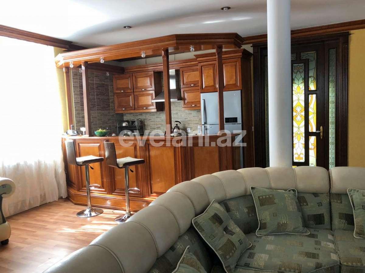 Satılır, həyət evi / bağ, 4 otaqlı, 200 m², Bakı, Abşeron r, Novxanı q.