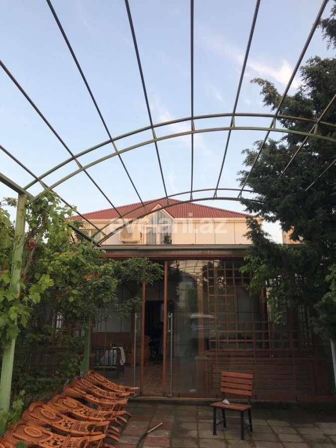 Satılır, həyət evi / bağ, 4 otaqlı, 200 m², Bakı, Abşeron r, Novxanı q.