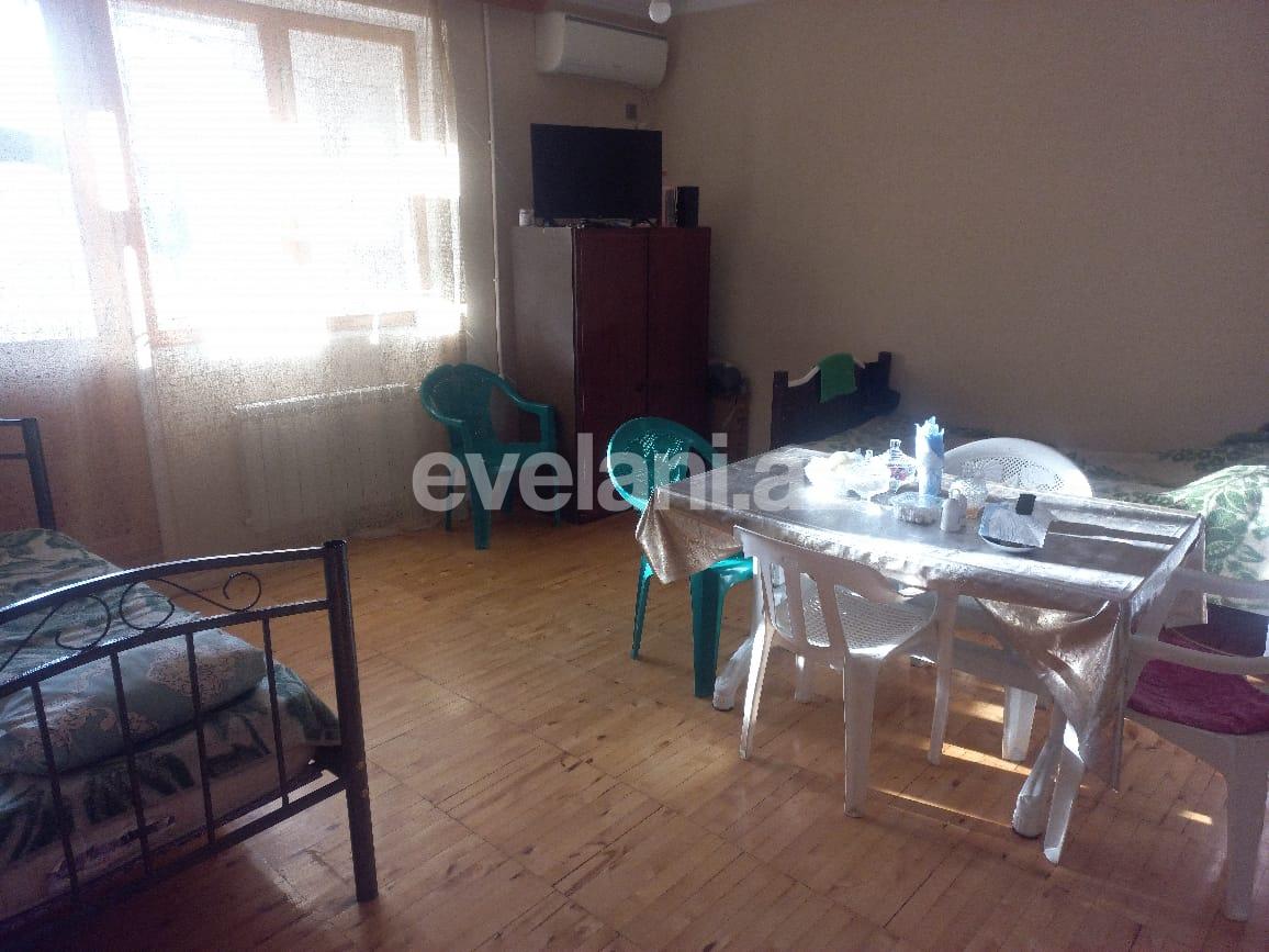 Kirayə verilir, köhnə tikili, 4 otaqlı, 93 m², Bakı, Nəsimi r, 4-cü mikrorayon q, Memar Əcəmi m.