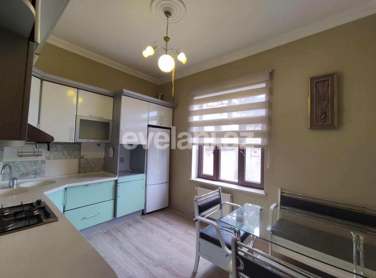 Kirayə verilir, həyət evi / bağ, 5 otaqlı, 220 m², Bakı, Nizami r, Qara Qarayev m.