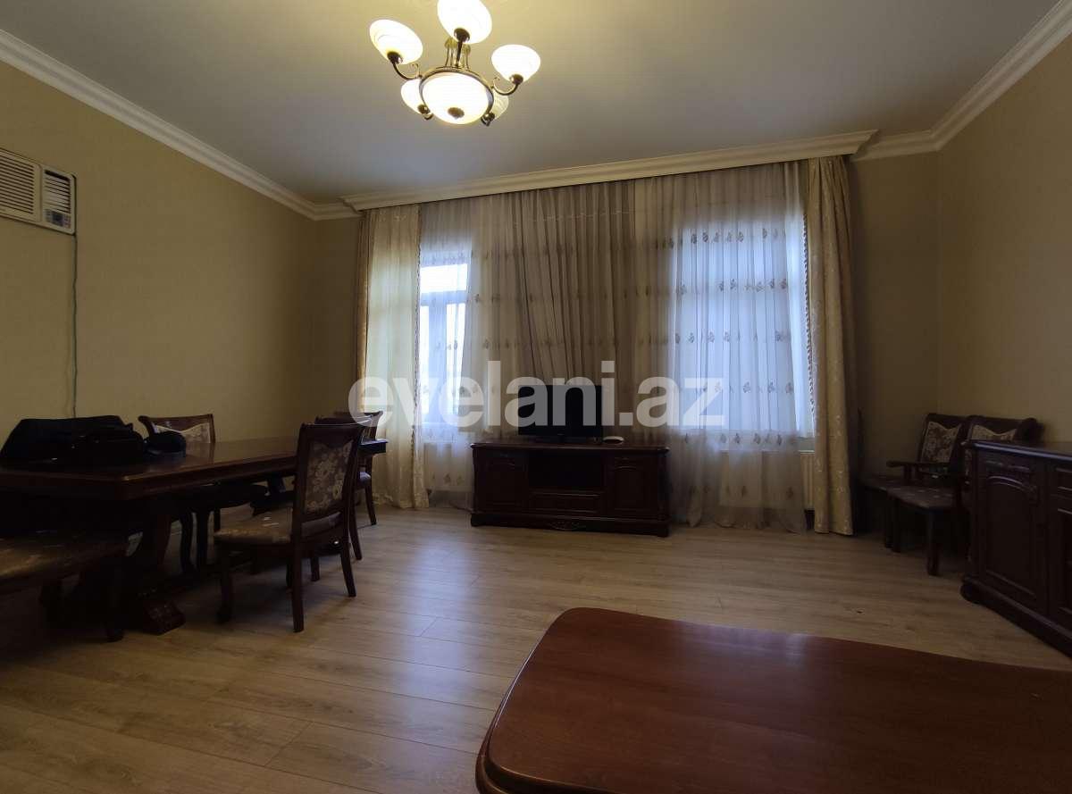 Kirayə verilir, həyət evi / bağ, 5 otaqlı, 220 m², Bakı, Nizami r, Qara Qarayev m.