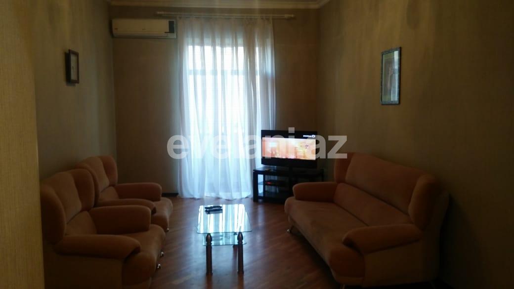 Сдаётся, вторичка, 2-комнаты, 76 m², Баку, Сабаильский r, Сахил m.