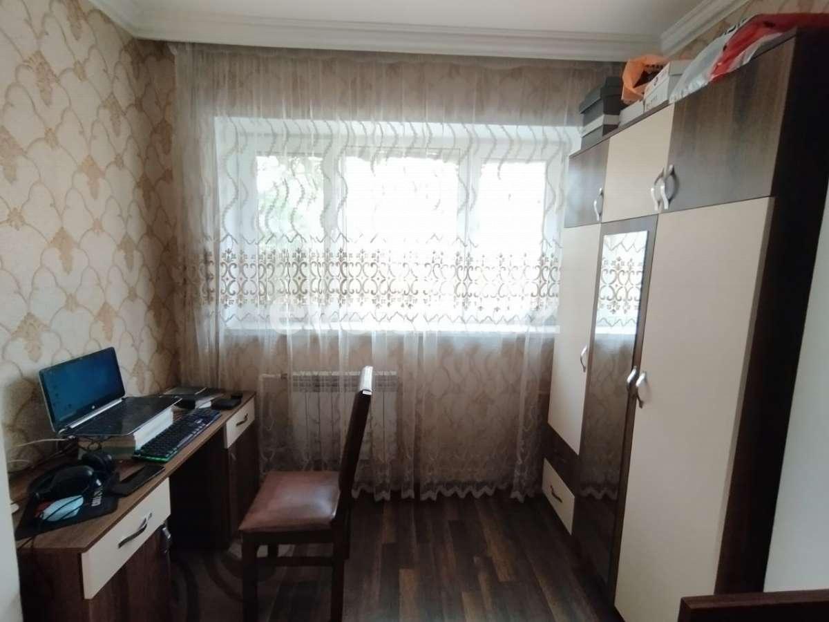 Satılır, köhnə tikili, 3 otaqlı, 70 m², Bakı, Xətai r, Həzi Aslanov m.