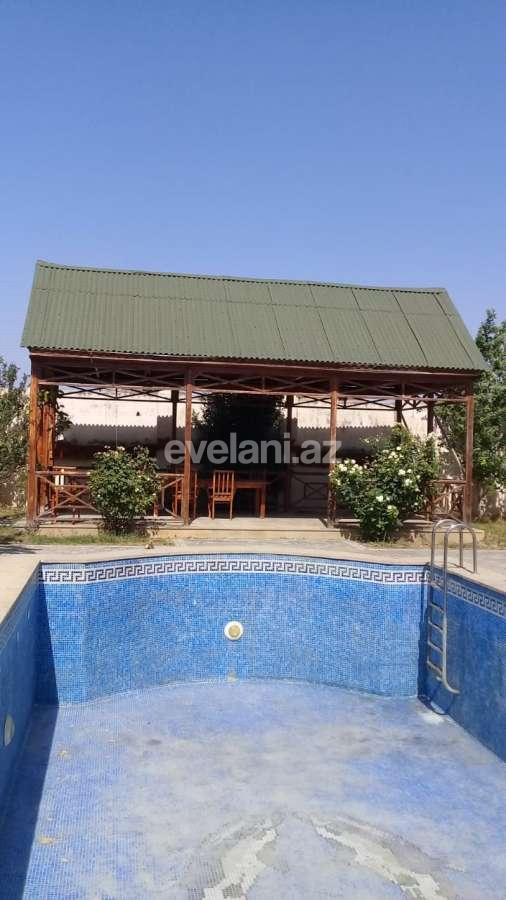 Satılır, həyət evi / bağ, 5 otaqlı, 300 m², Bakı, Abşeron r, Novxanı q.