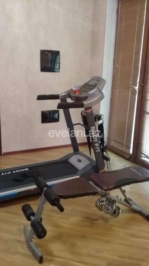 Satılır, həyət evi / bağ, 5 otaqlı, 300 m², Bakı, Abşeron r, Novxanı q.