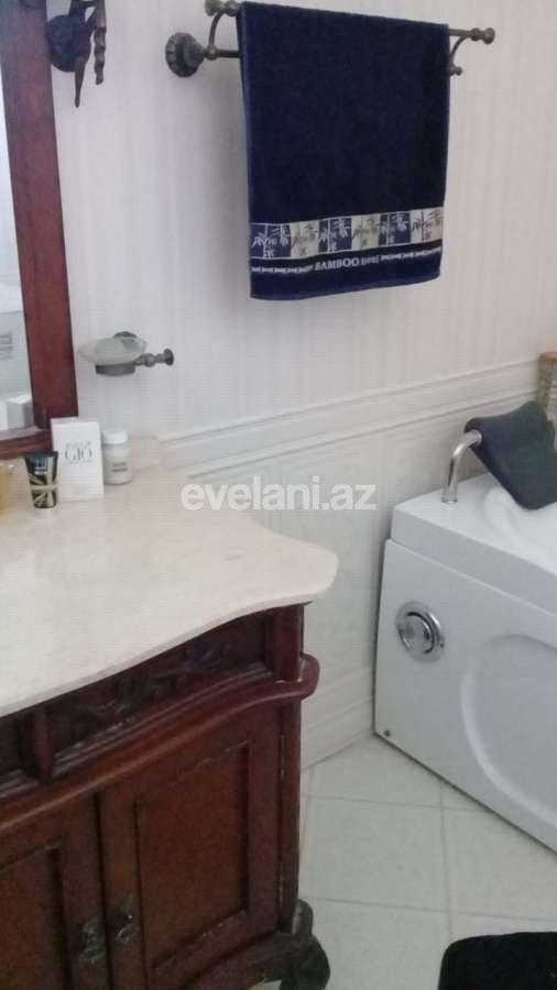 Satılır, həyət evi / bağ, 5 otaqlı, 300 m², Bakı, Abşeron r, Novxanı q.