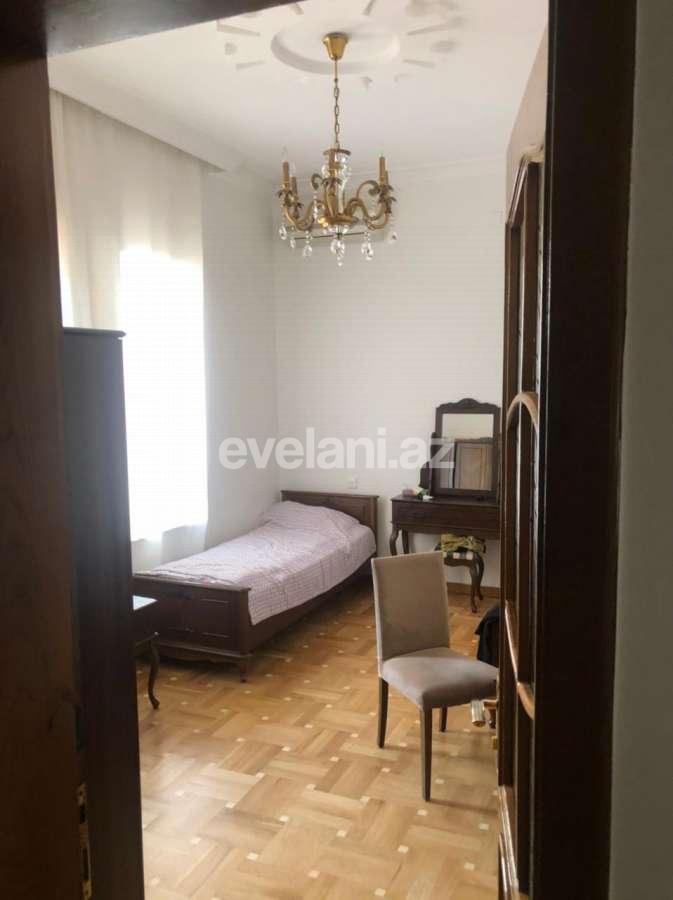 Satılır, həyət evi / bağ, 8 otaqlı, 560 m², Bakı, Səbail r, Badamdar q.
