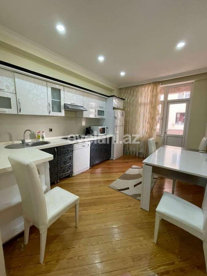 Satılır, yeni tikili, 2 otaqlı, 105 m², Bakı, Nizami r, Neftçilər m.