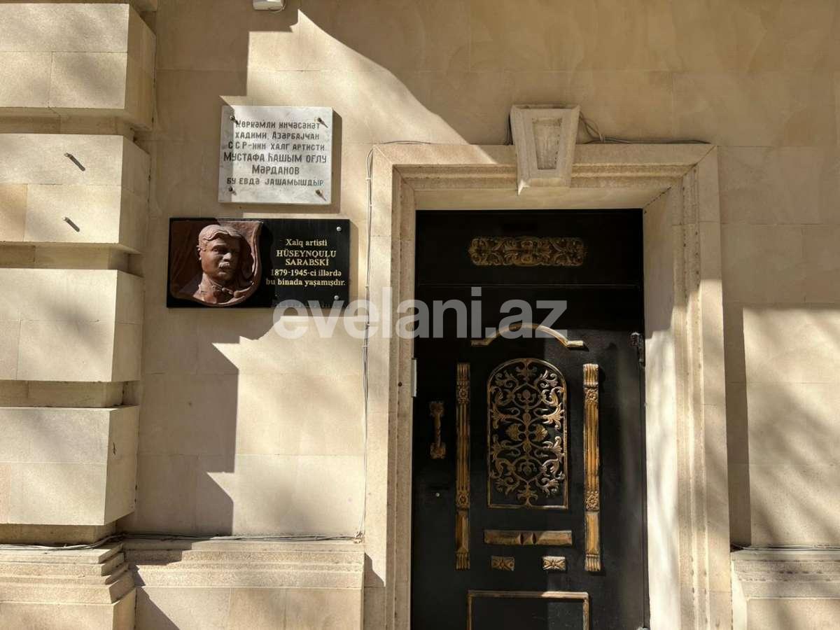 Satılır, köhnə tikili, 2 otaqlı, 55 m², Bakı, Səbail r, İçəri Şəhər m.