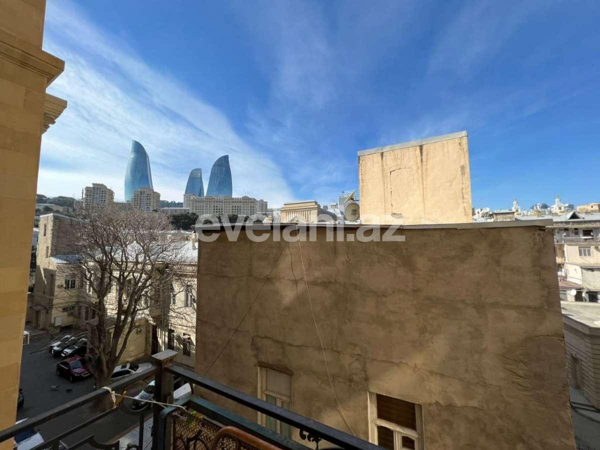 Satılır, köhnə tikili, 2 otaqlı, 55 m², Bakı, Səbail r, İçəri Şəhər m.