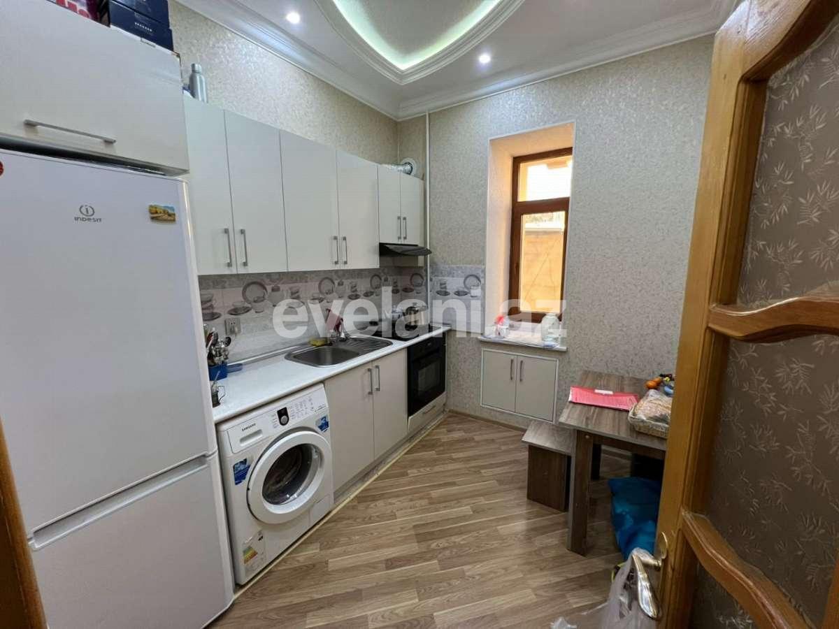 Satılır, köhnə tikili, 2 otaqlı, 55 m², Bakı, Səbail r, İçəri Şəhər m.