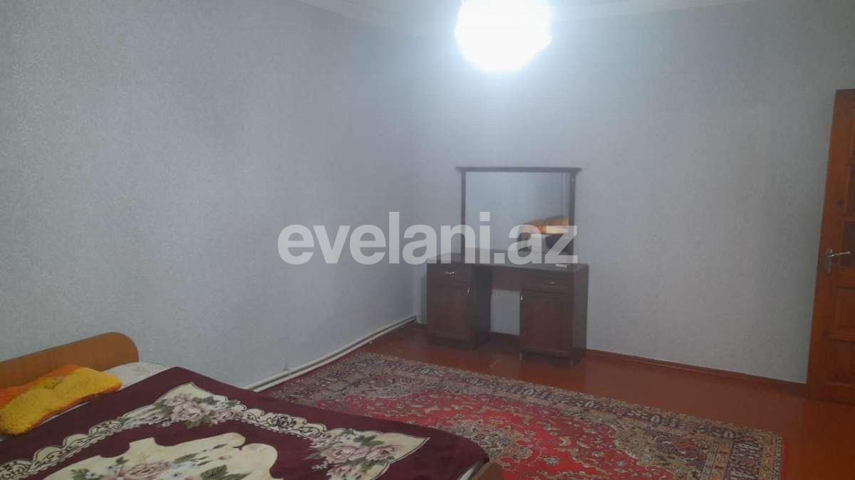 Rent, old building, 2 room, 72 m², Baku, Nasimi r, Nizami m.