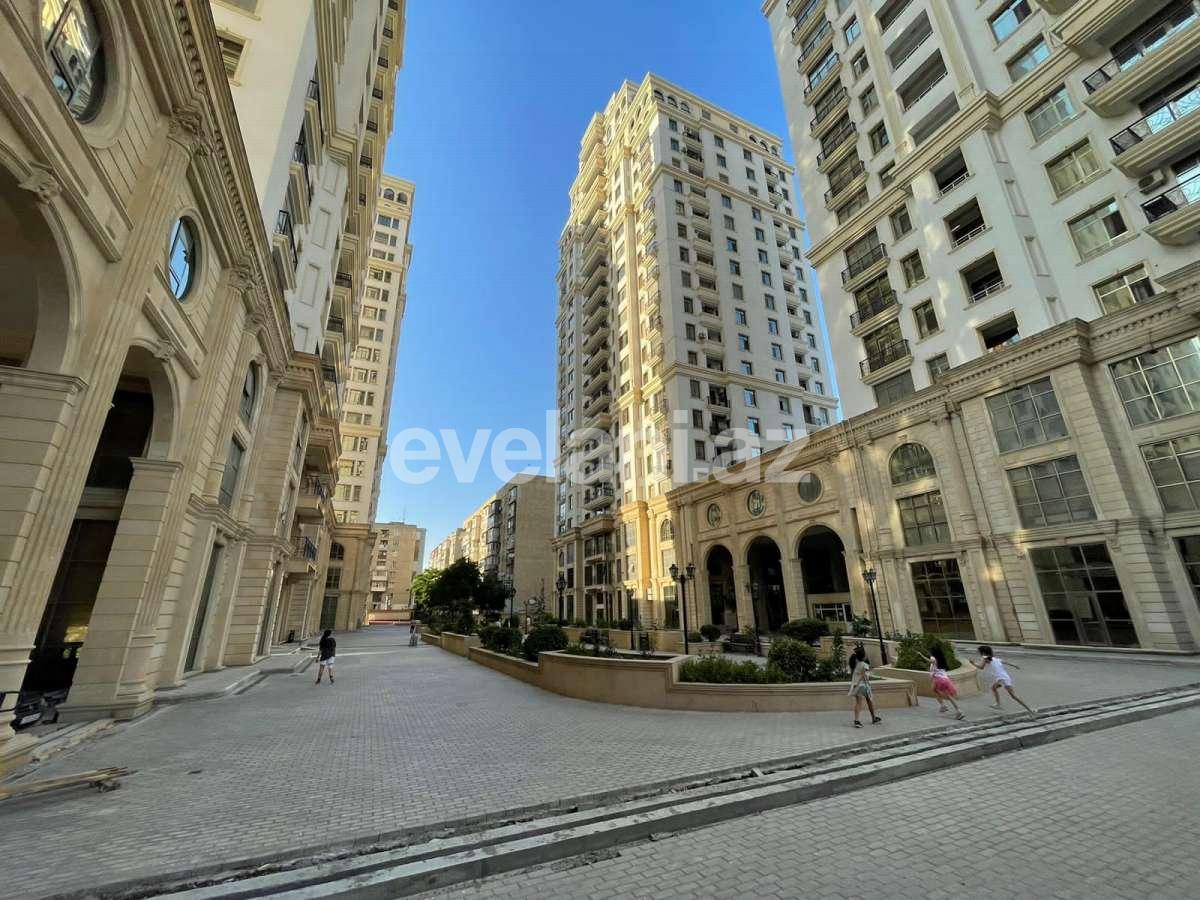 Satılır, yeni tikili, 3 otaqlı, 146 m², Bakı, Yasamal r, Elmlər Akademiyası m.