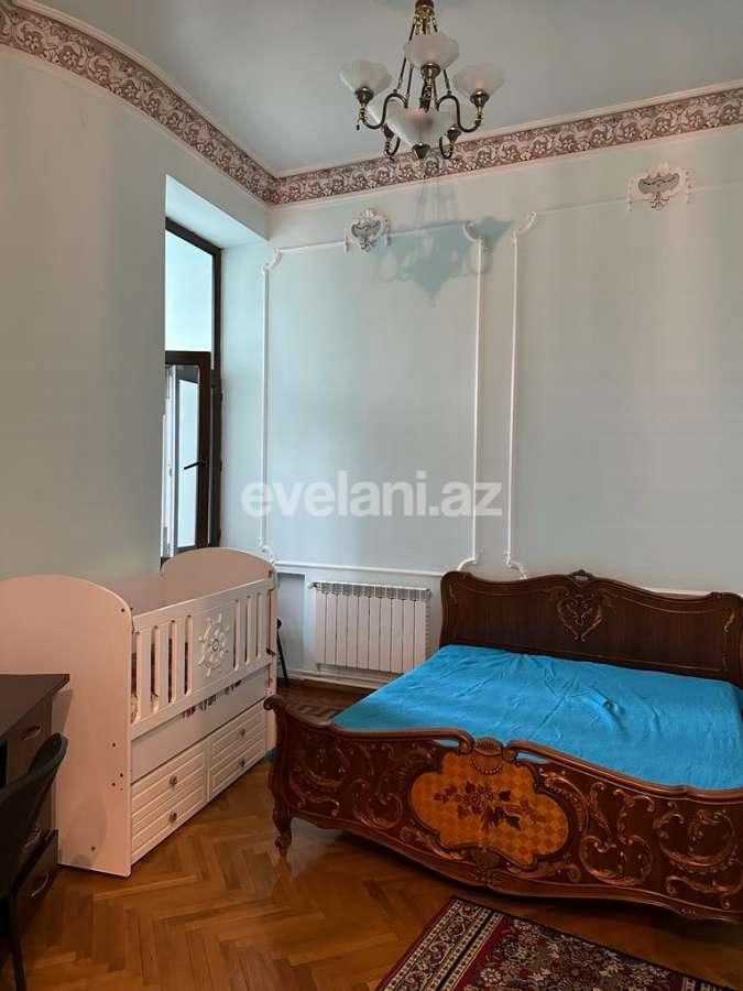 Rent, old building, 4 room, 152 m², Baku, Sabail r, Icheri Sheher m.